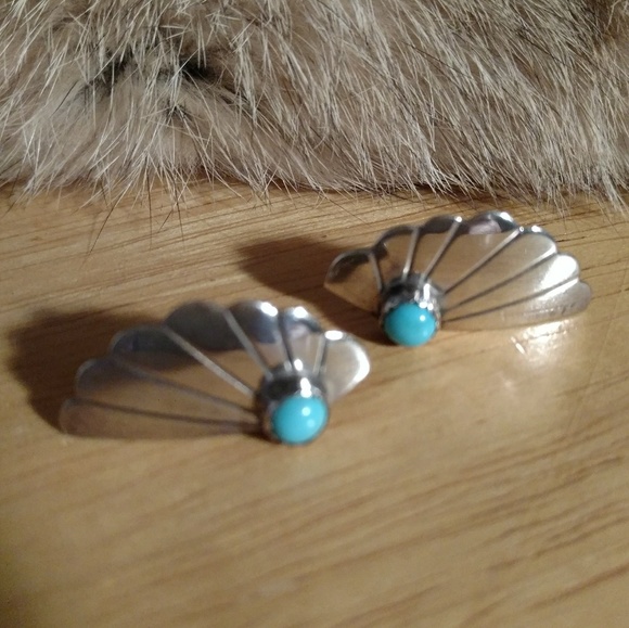 Vintage Jewelry - Turquoise and Sterling post earrings.